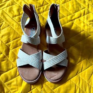 Bob by sketchers wedges